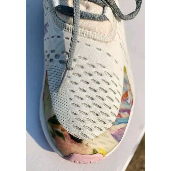Nike Air Max 270 Multicolor Athletic Shoes - Picture 4 of 10